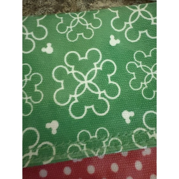 DISNEY PARK AUTHENTIC Crossbody Shoulder Bag Purse pink and white polka dots - Picture 3 of 10